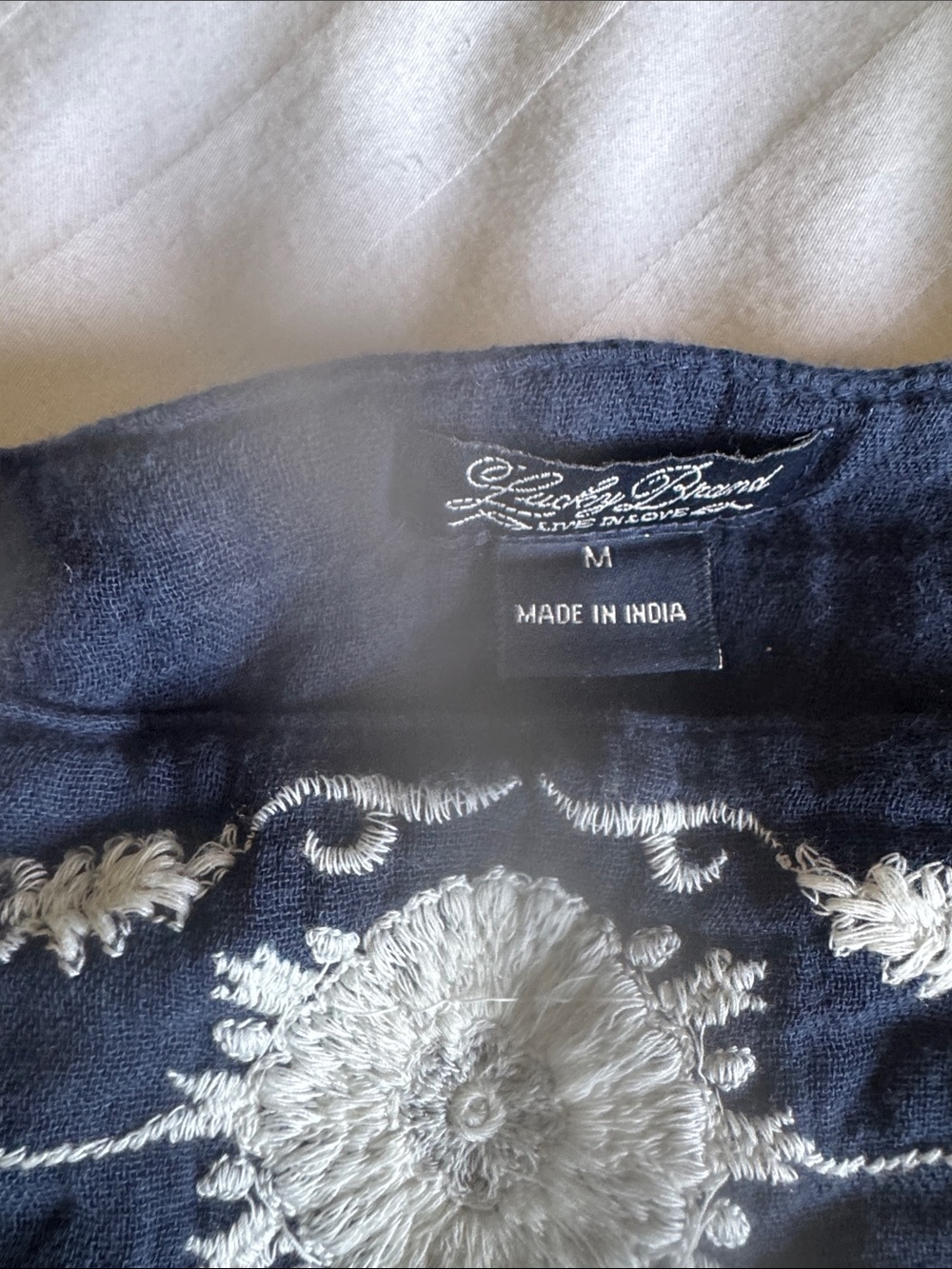 For @barbara3ktpb Lucky Brand Embroidered Navy - Picture 7 of 11